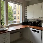 アパート 2br Near Saerkaenniemi, Sauna & Free Parking