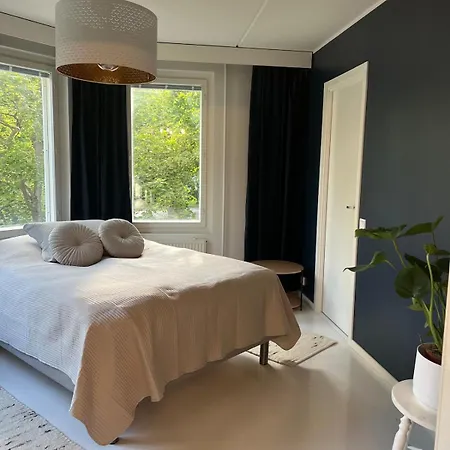 2br Near Saerkaenniemi, Sauna & Free Parking Апартаменты