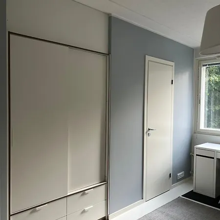 2br Near Saerkaenniemi, Sauna & Free Parking Апартаменты Тампере