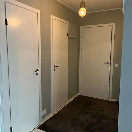 2br Near Saerkaenniemi, Sauna & Free Parking * Тампере