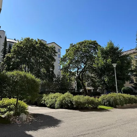2br Near Saerkaenniemi, Sauna & Free Parking Апартаменты